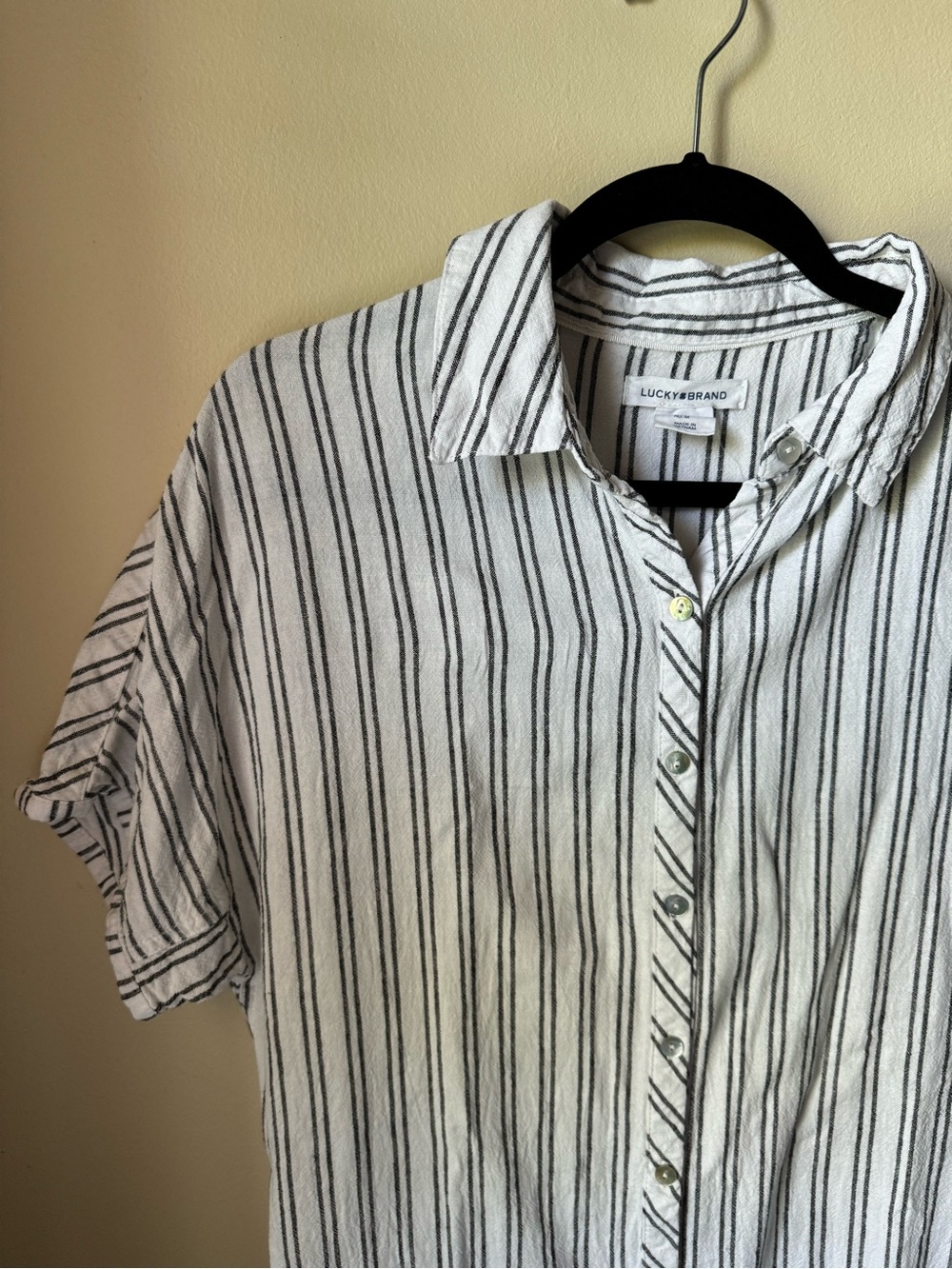 Lucky Brand Men's White Striped Short-Sleeve Button Down Shirt